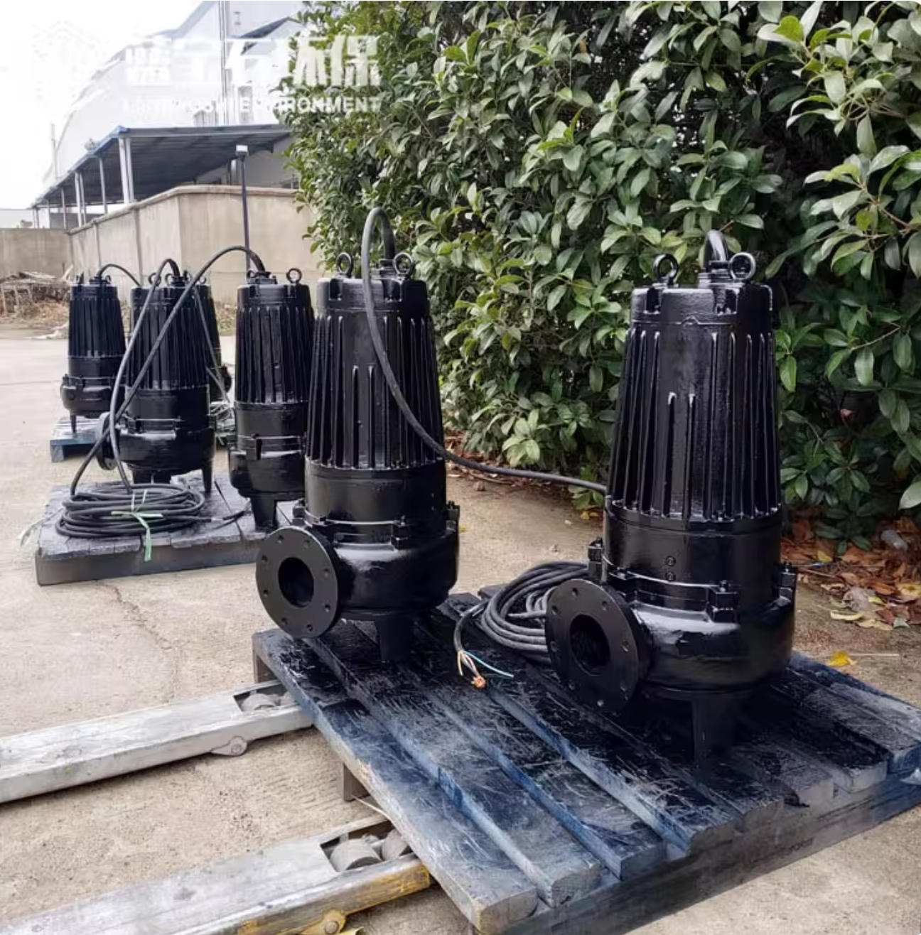 南京藍寶石環(huán)保有限公司與寧波某公司成功達成戰(zhàn)略合作，WQ型潛水排污泵助力高效污水處理